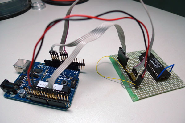 Hooking up my EEPROM reader