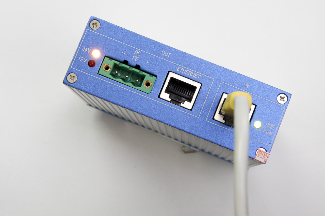 ONV PoE splitter, front view